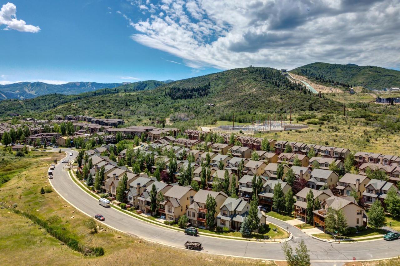 Spacious Bobsled House Villa Park City Exterior photo